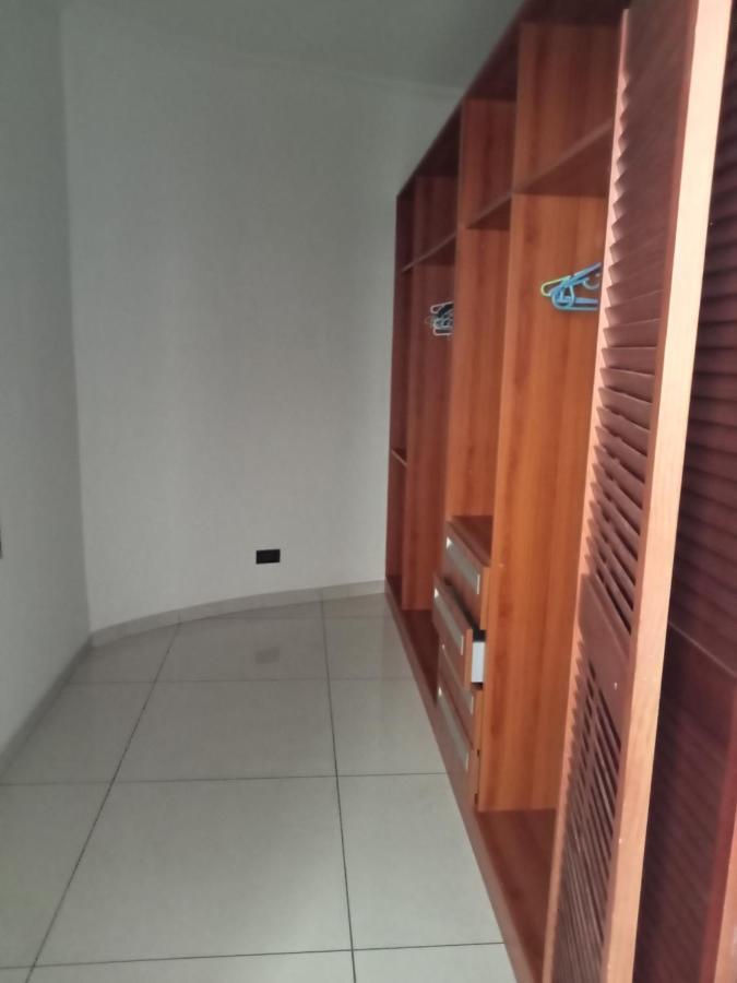 Tricia'S Place - One Family At A Time Apartman Accra Kültér fotó